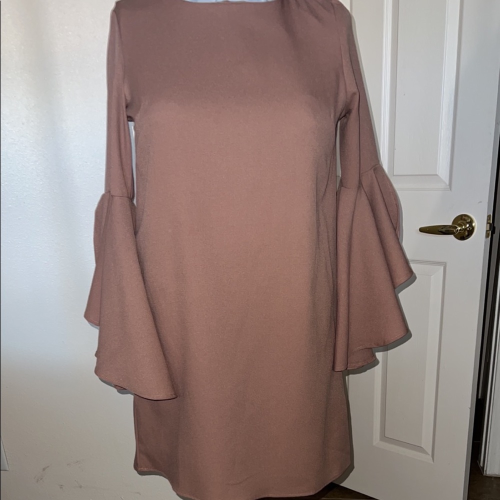 Ruffles sleeves dress